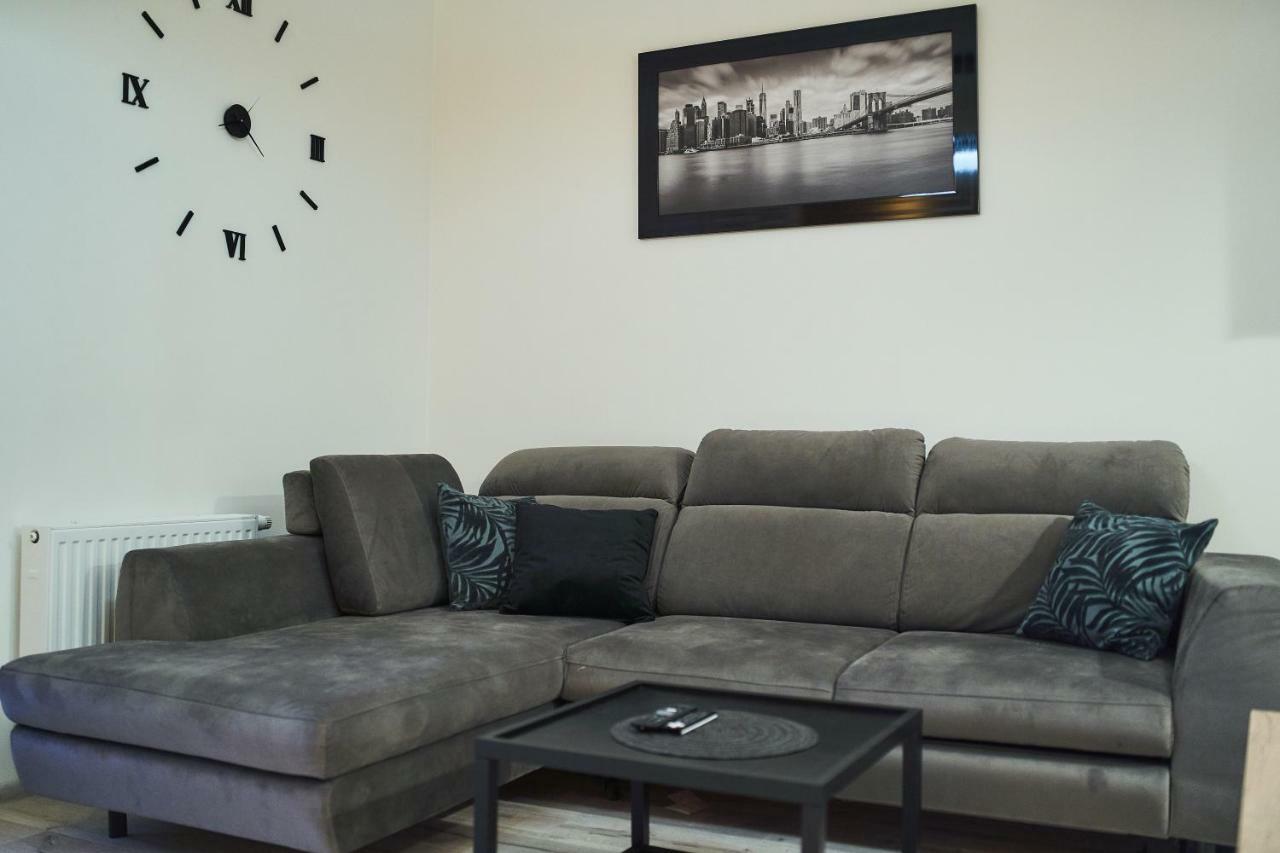 Apartament - Jacuzzi Rzeszow Exterior photo